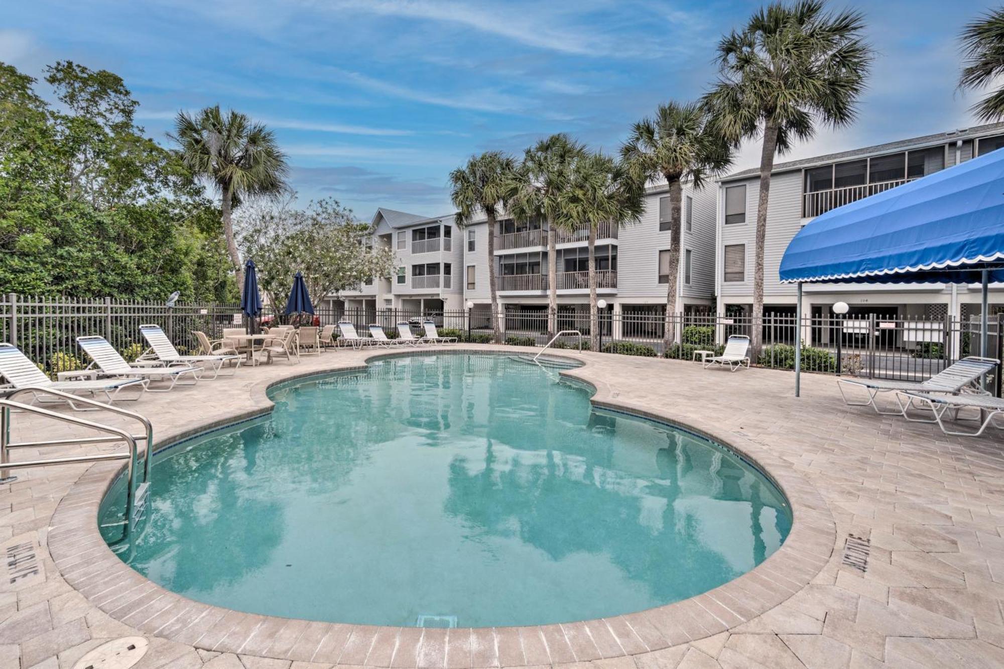 Condo With Pool And Gulf Access On Anna Maria Island! Холмс Бийч Екстериор снимка