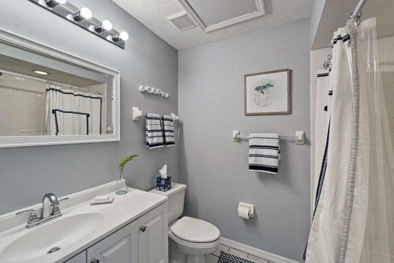 Condo With Pool And Gulf Access On Anna Maria Island! Холмс Бийч Екстериор снимка
